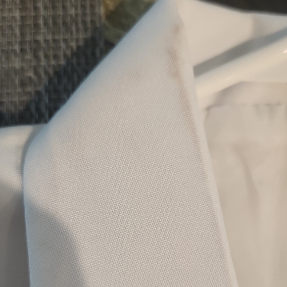 Chic White Women's Blazer - Picture 8 of 8